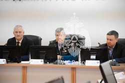 Заместитель главы МЧС России Вячеслав Бутко встретился со слушателями Академии